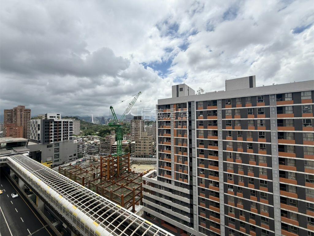 全新裝潢－天空之城美宅房屋室內格局與周邊環境