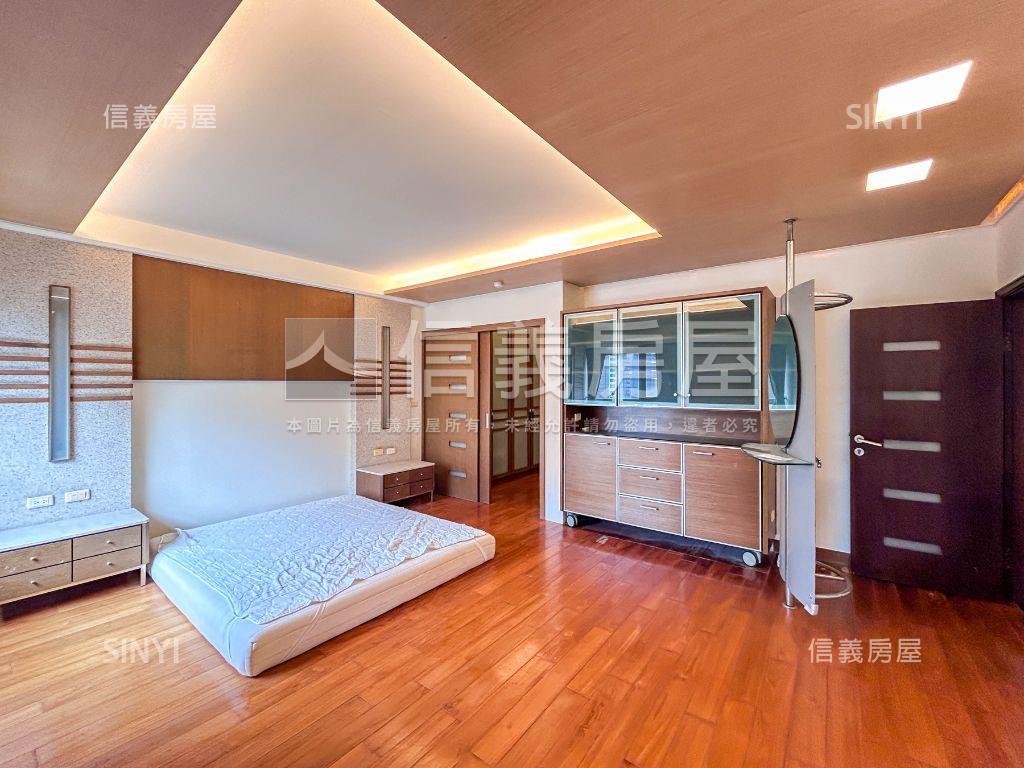 眺望海景質感屋附平車房屋室內格局與周邊環境
