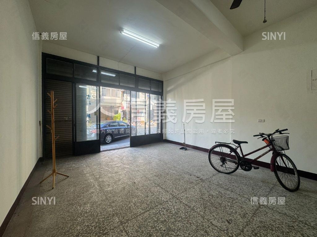 新埔鎮臨路大透天房屋室內格局與周邊環境