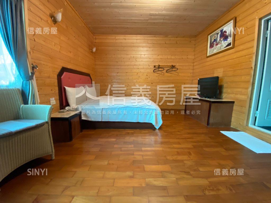 南投清境地２１８１坪民宿房屋室內格局與周邊環境