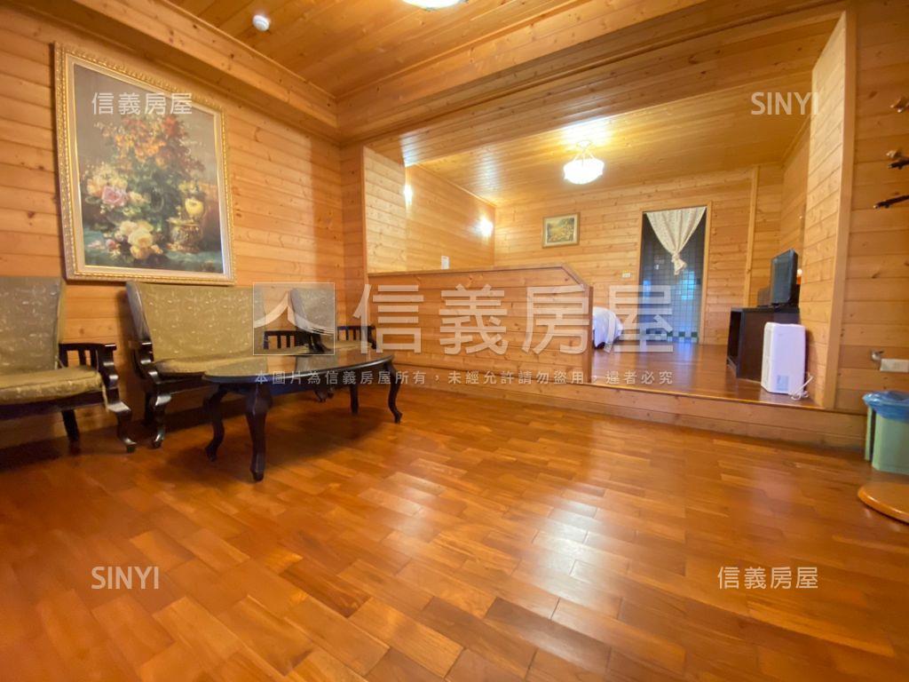 南投清境地２１８１坪民宿房屋室內格局與周邊環境