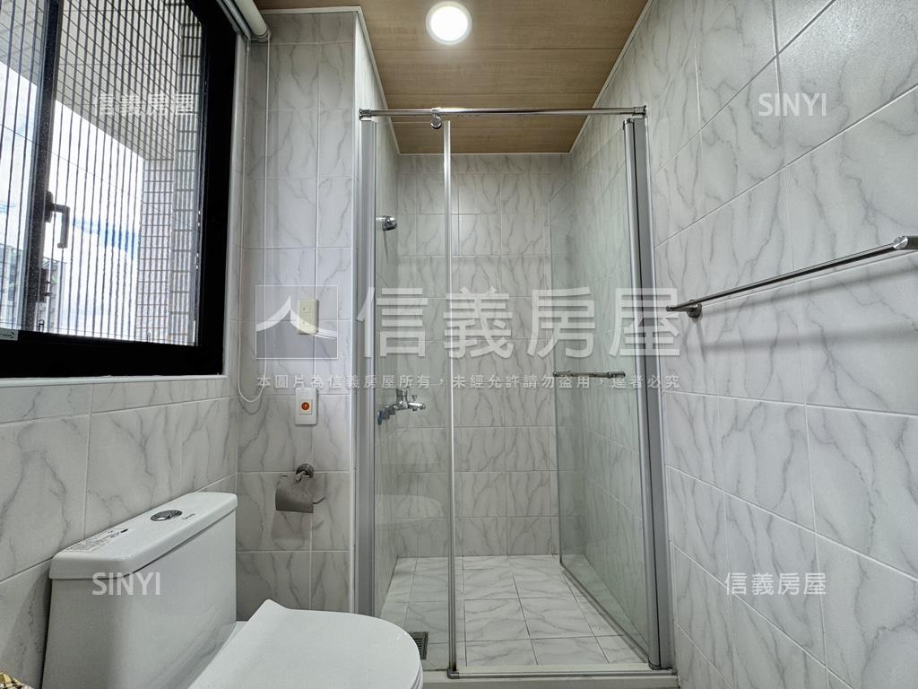 景觀橋科水岸花園三房平車房屋室內格局與周邊環境