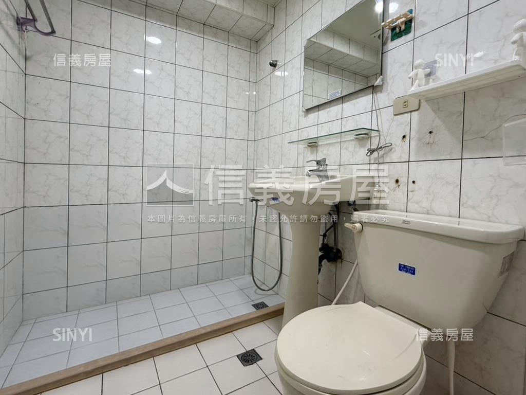 亞灣諾貝爾大三房房屋室內格局與周邊環境