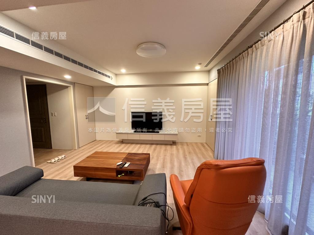 龍寶晴臻邸近水湳經貿園區房屋室內格局與周邊環境