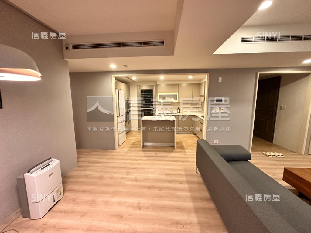 龍寶晴臻邸近水湳經貿園區房屋室內格局與周邊環境