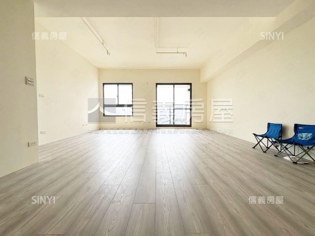 帥全新未住朝東南三房雙車房屋室內格局與周邊環境