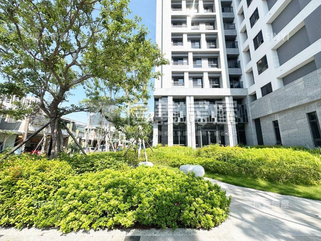 帥全新未住朝東南三房雙車房屋室內格局與周邊環境