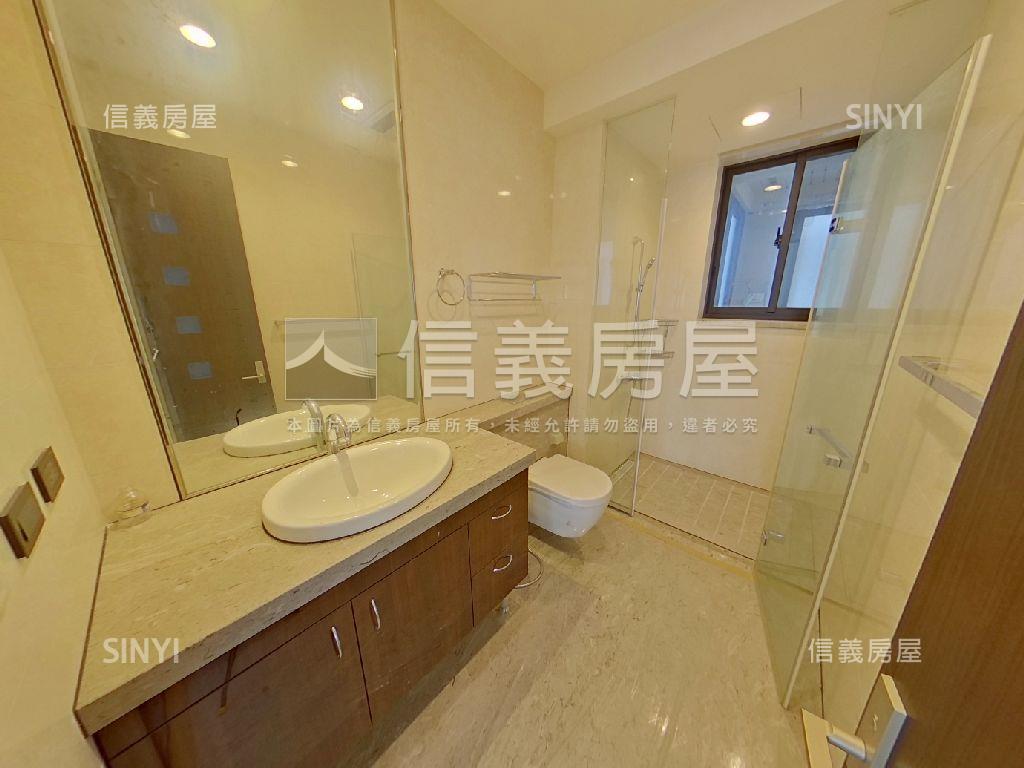 精選坤山之上，唯有上謙房屋室內格局與周邊環境