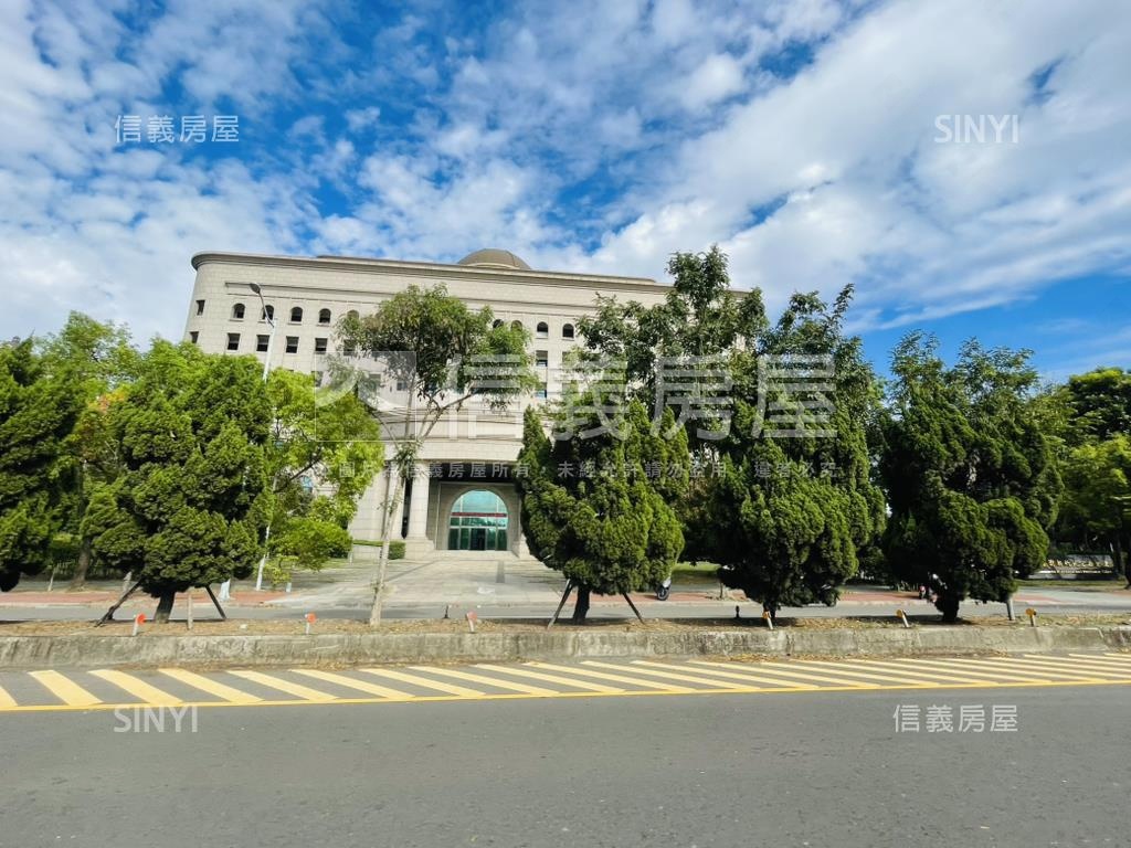 ３／８可預約看屋鼎峰序房屋室內格局與周邊環境