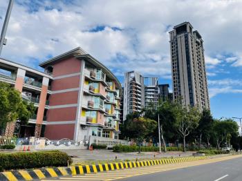 全新落成高樓視野鼎峰序