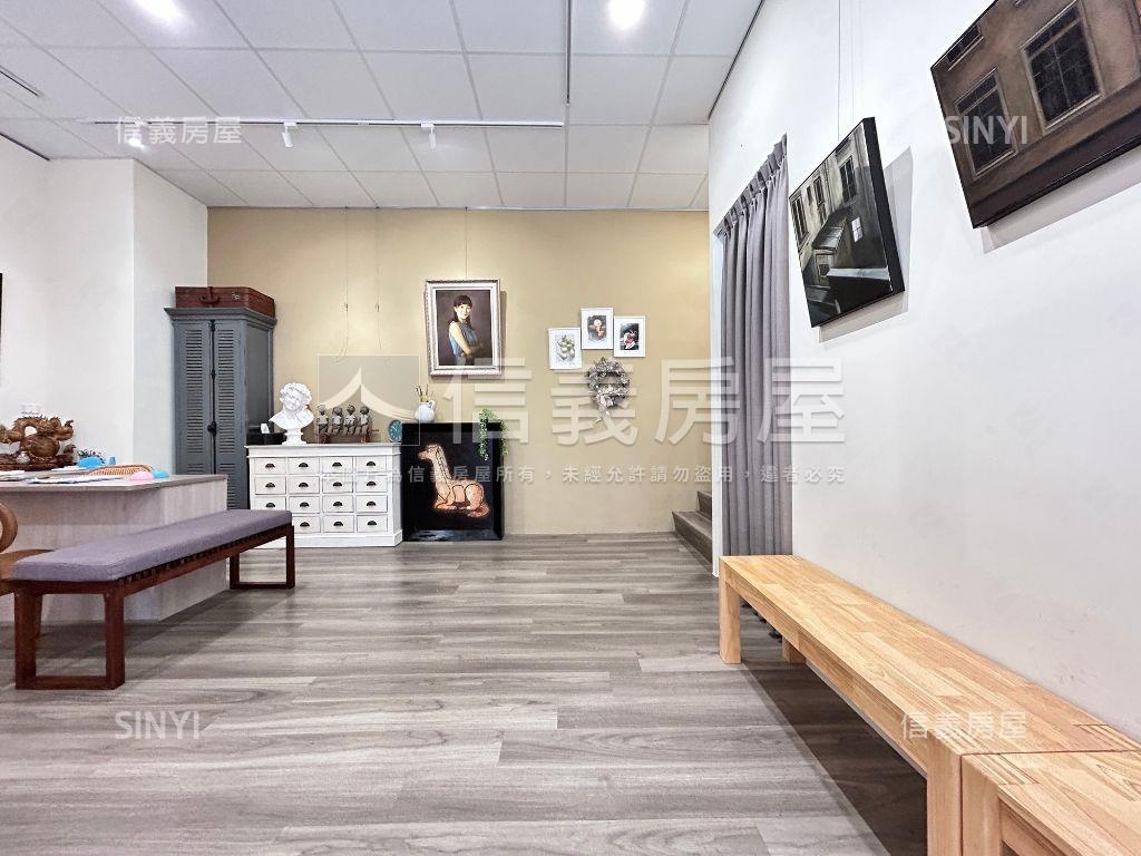 近向上路邊間大面寬金店面房屋室內格局與周邊環境