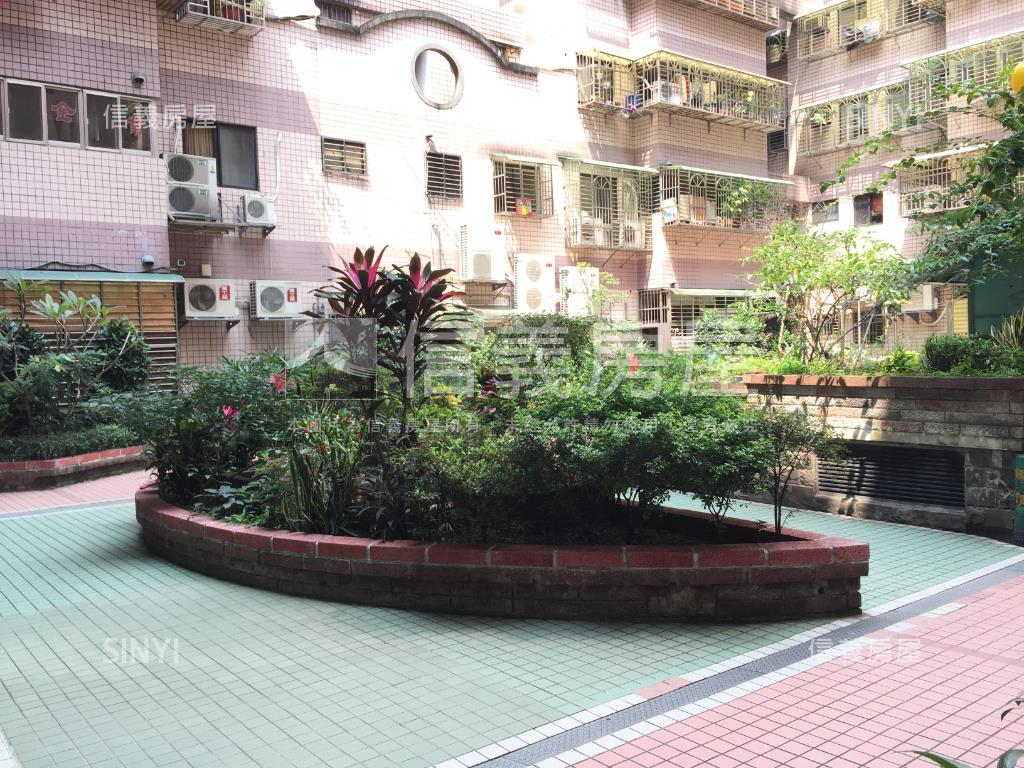 幸福佳瑪【商辦】二樓房屋室內格局與周邊環境