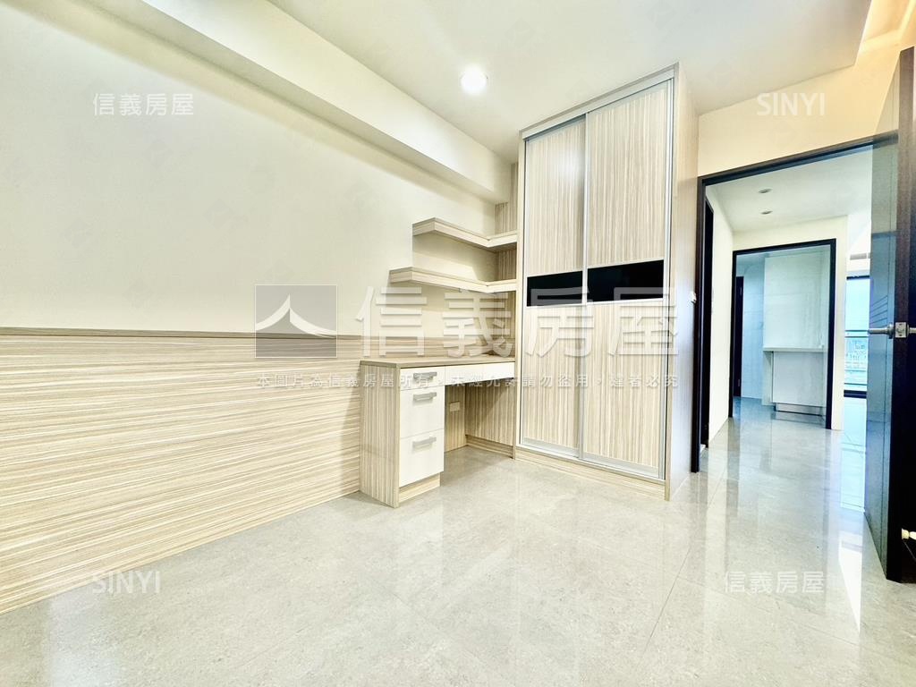 彩虹城兩房車位視野戶房屋室內格局與周邊環境