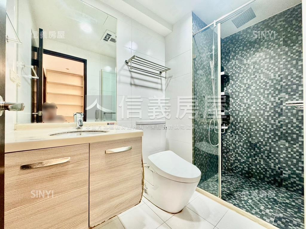 彩虹城兩房車位視野戶房屋室內格局與周邊環境