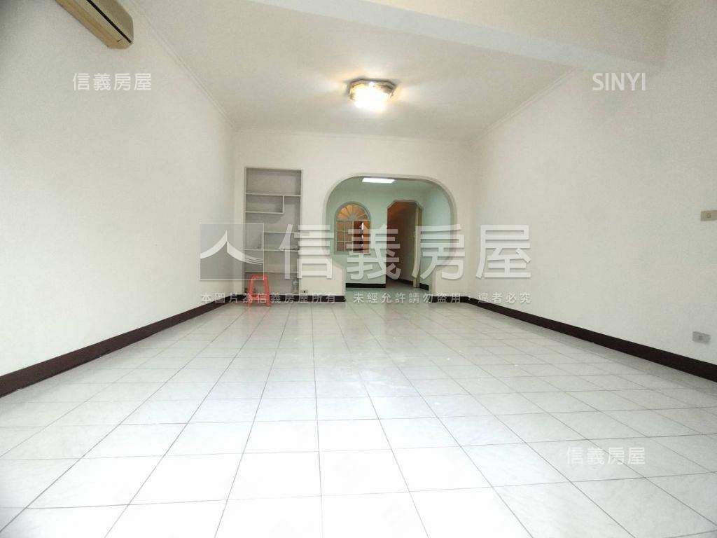 ⭐汐止中正市場大三房⭐房屋室內格局與周邊環境