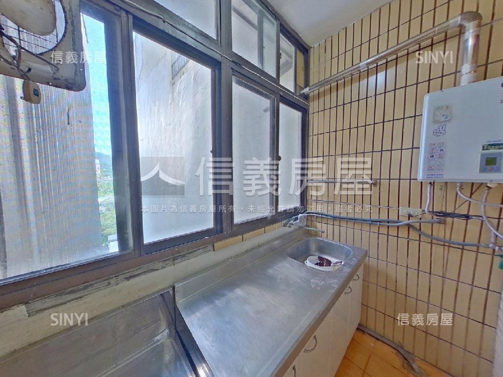 ⭐汐止中正市場大三房⭐房屋室內格局與周邊環境