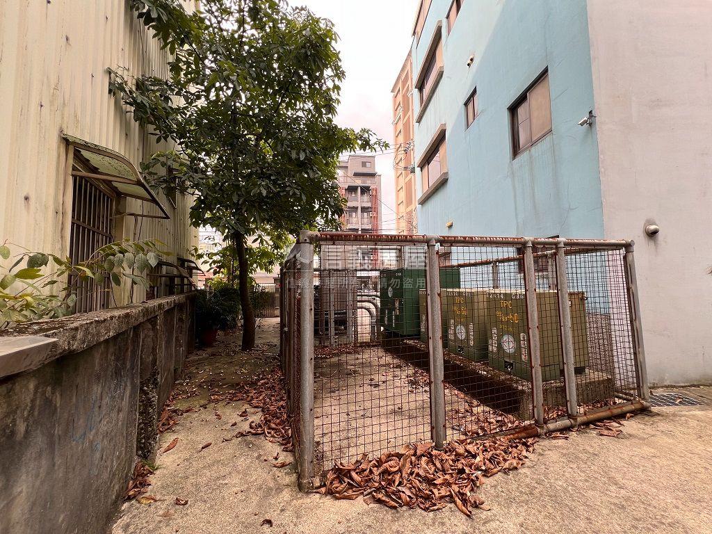 平鎮稀有挑高寬面廠辦房屋室內格局與周邊環境