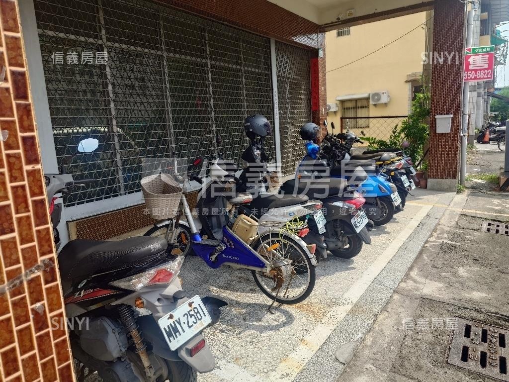 捷運輕軌面寬邊間旺店房屋室內格局與周邊環境