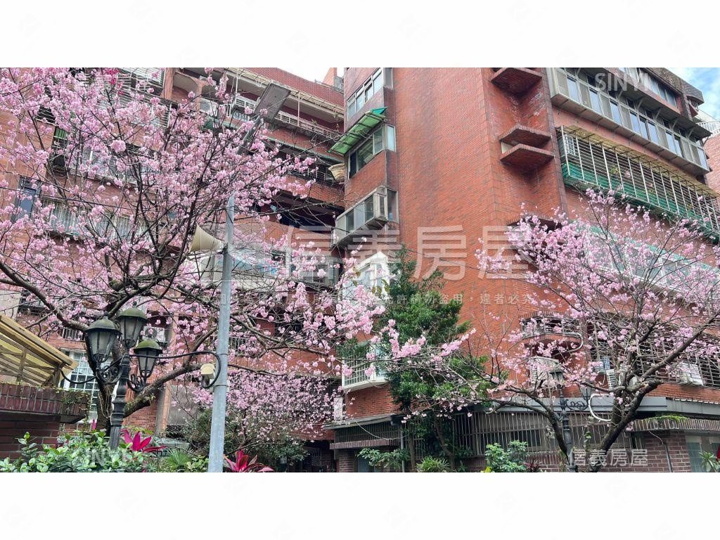 景華名人電梯４房房屋室內格局與周邊環境