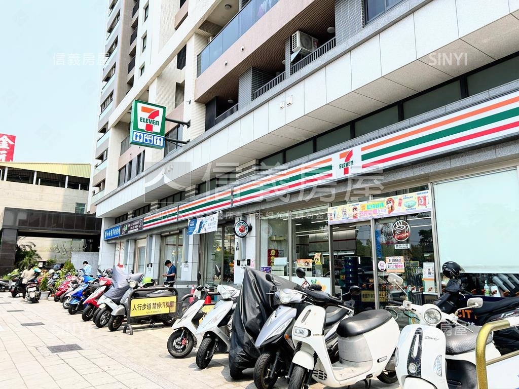 楠梓潛力正路透店房屋室內格局與周邊環境