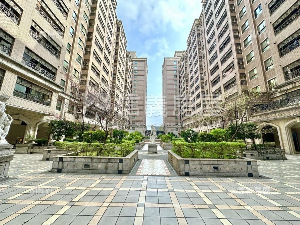 面公園視野棒‧三房車位房屋室內格局與周邊環境
