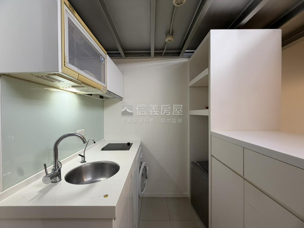 信義翡麗精裝朝南高樓房屋室內格局與周邊環境