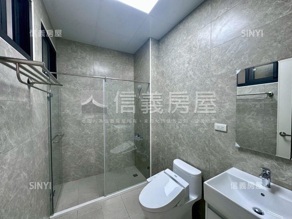 ★全新正南屯路金店面房屋室內格局與周邊環境