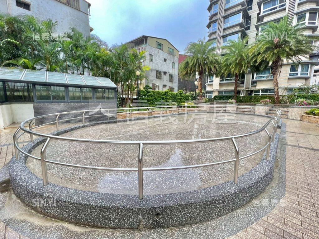 玉上園。尊爵氣派大四房房屋室內格局與周邊環境