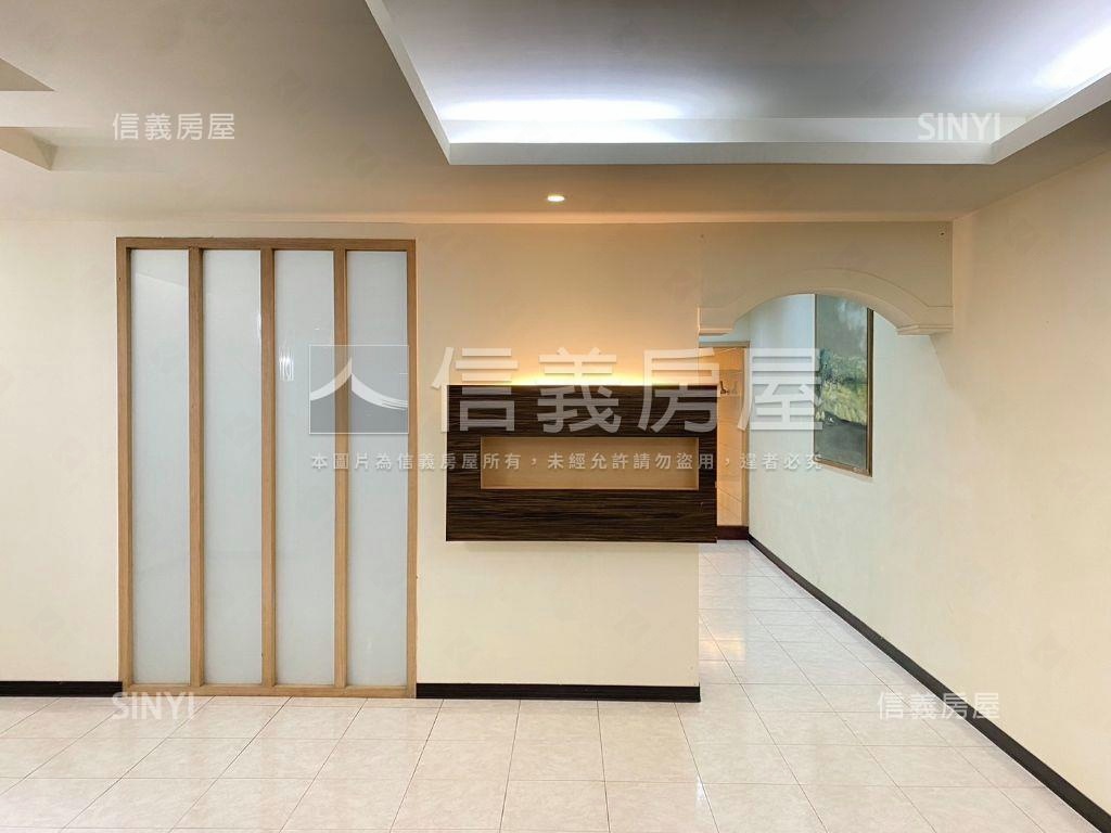 潛力信義一樓大空間房屋室內格局與周邊環境