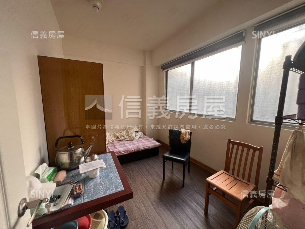 萬華高樓採光好電梯２房房屋室內格局與周邊環境