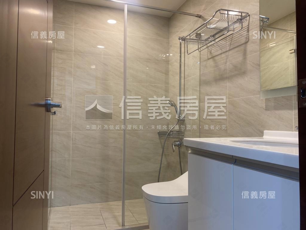 千曜學管理電梯套房＋車位房屋室內格局與周邊環境