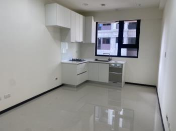 千曜學管理電梯套房＋車位