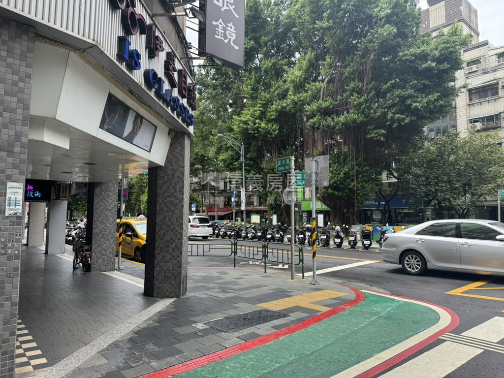師大雲和面寬店辦房屋室內格局與周邊環境