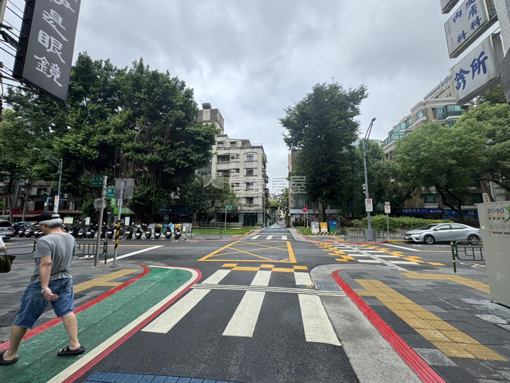 師大雲和面寬店辦房屋室內格局與周邊環境