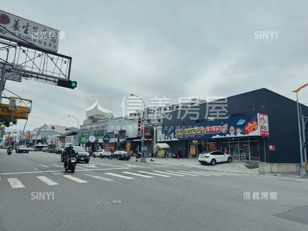 【降價】東山商圈正三房房屋室內格局與周邊環境
