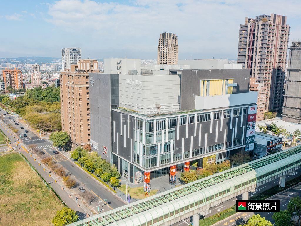 近公園捷運邊間採光店房屋室內格局與周邊環境