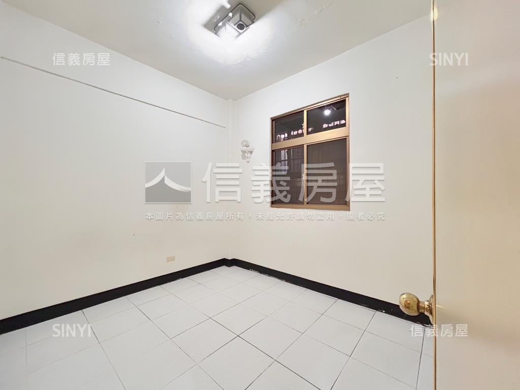 頂好巷方正一樓三房房屋室內格局與周邊環境