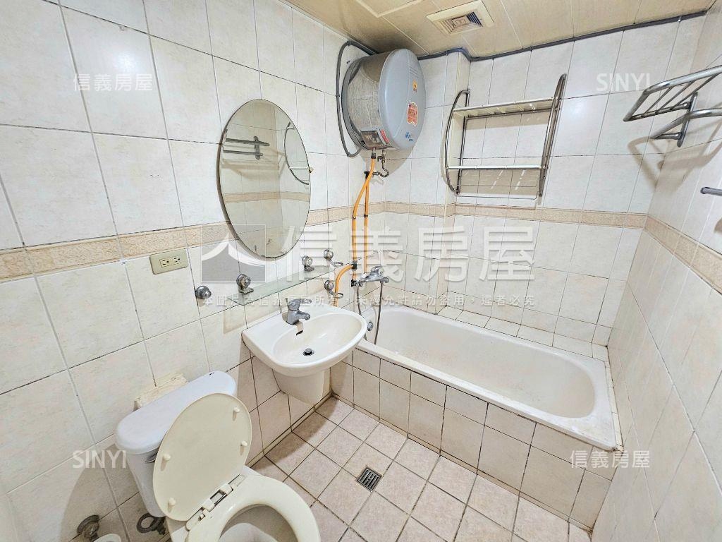 稀有釋出。愛快小資３房房屋室內格局與周邊環境