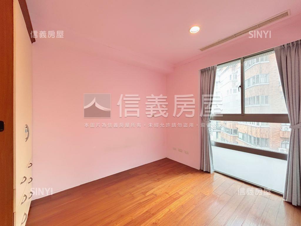 御金香中庭採光四房房屋室內格局與周邊環境