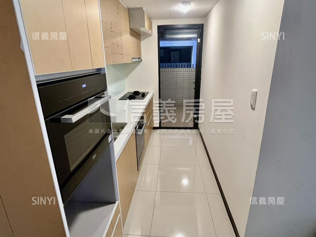 專任！長虹天韻三房平車房屋室內格局與周邊環境