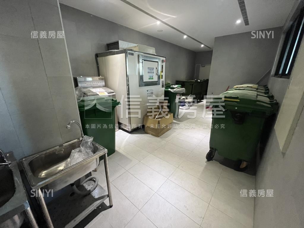 專任！長虹天韻三房平車房屋室內格局與周邊環境