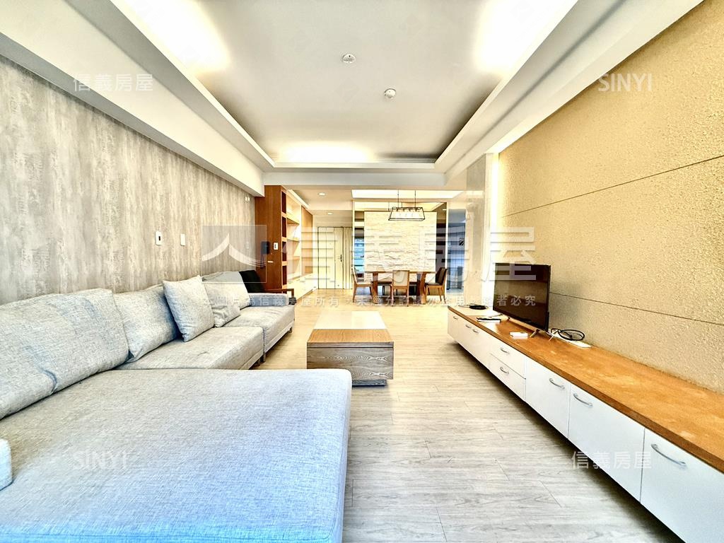 漢神巨蛋精美四房平車房屋室內格局與周邊環境