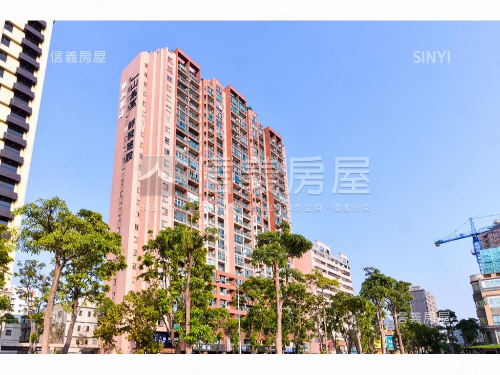 漢神巨蛋精美四房平車房屋室內格局與周邊環境