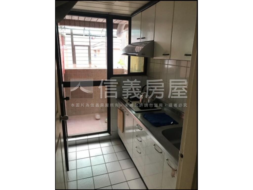 景安摩登大國兩房房屋室內格局與周邊環境