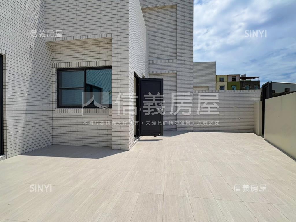 安南區｜鄉村田野電梯車墅房屋室內格局與周邊環境