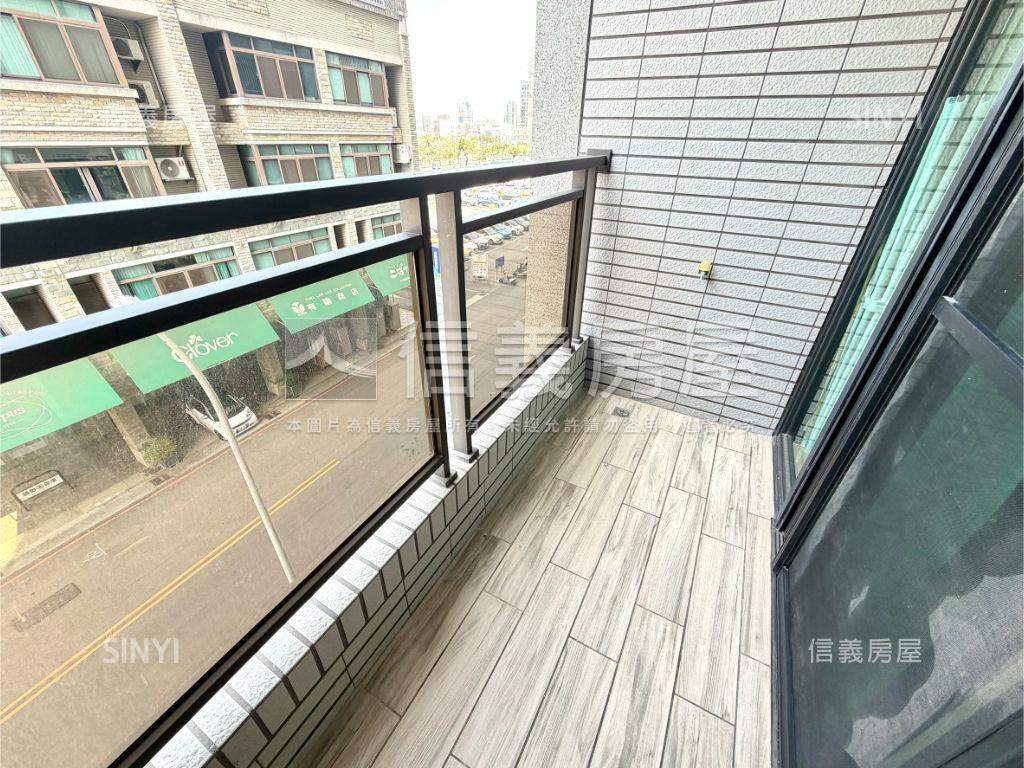 佳泰三房平車樹梢戶房屋室內格局與周邊環境