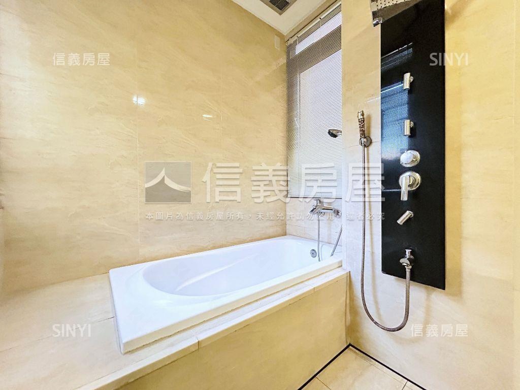 十期稀有四面採光獨棟豪墅房屋室內格局與周邊環境