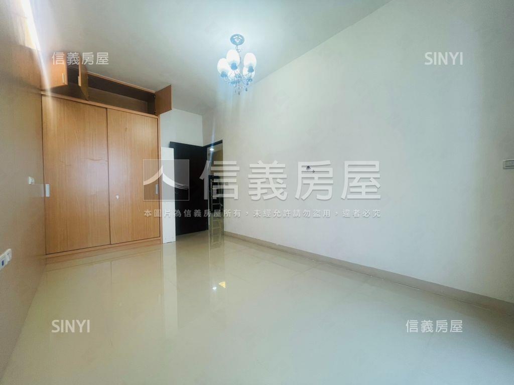 信義安和精美２房房屋室內格局與周邊環境