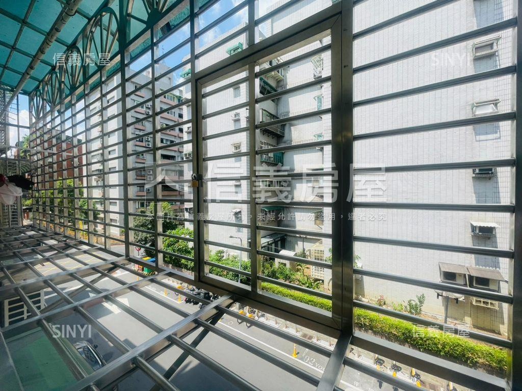 信義安和精美２房房屋室內格局與周邊環境