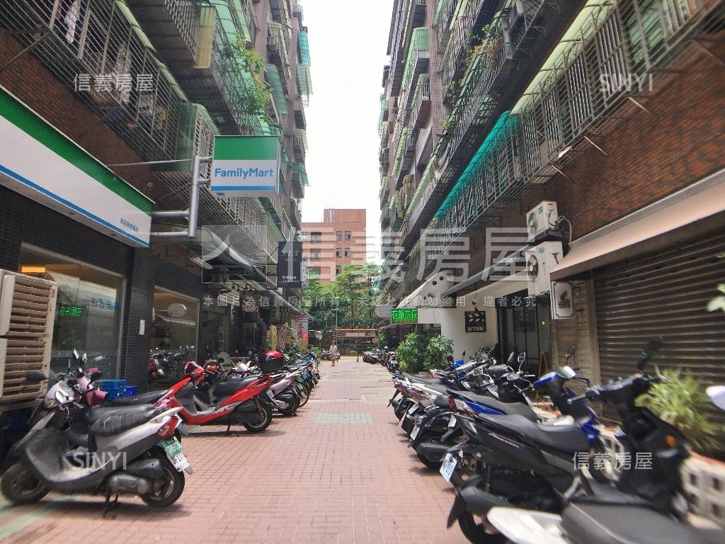 【新接案】幸福豪鎮套房房屋室內格局與周邊環境